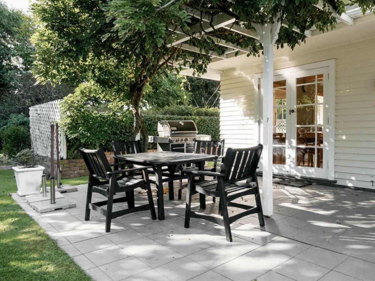 Goodin Country Garden Guest House Okato Exterior photo