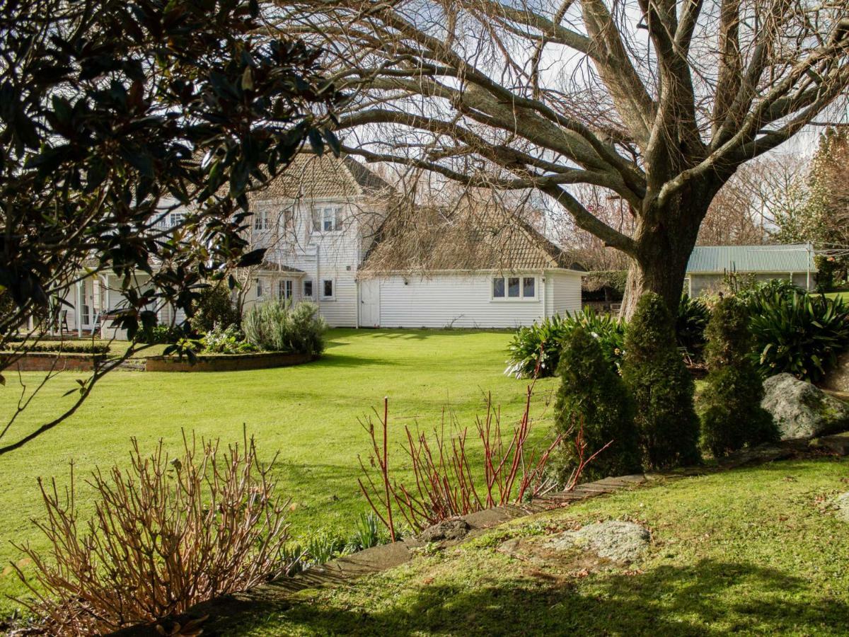 Goodin Country Garden Guest House Okato Exterior photo