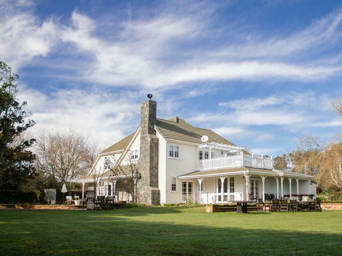 Goodin Country Garden Guest House Okato Exterior photo